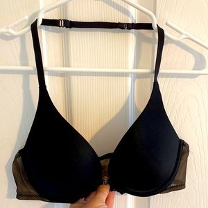 Victoria’s Secret Black w/Lace Plunge Push Up Halter Bra 36B